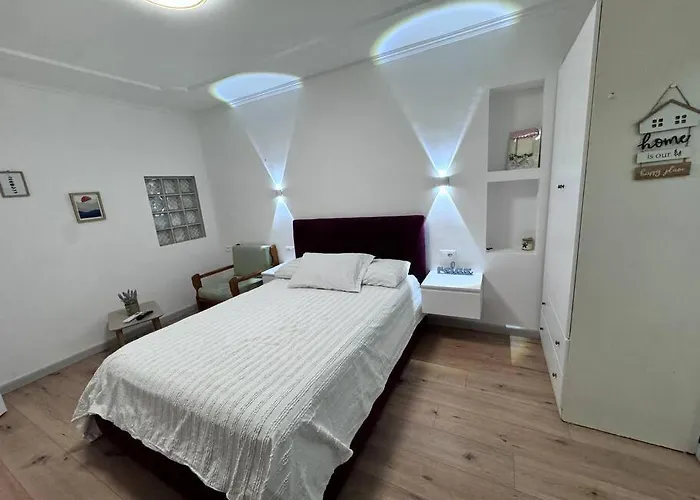 Ecoluxe Home Studio 2